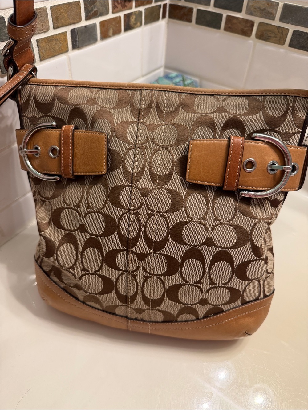 Coach SOHO Tan and Brown Signature shoulder/crossbody bag - Picture 5 of 10
